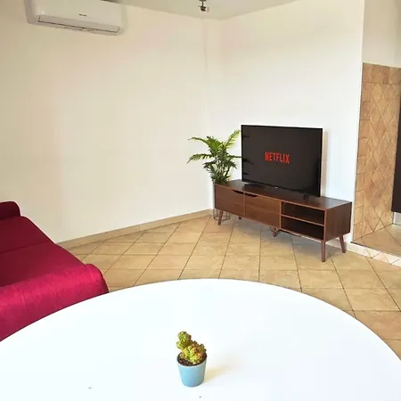 Penthouse Loft With View Řím